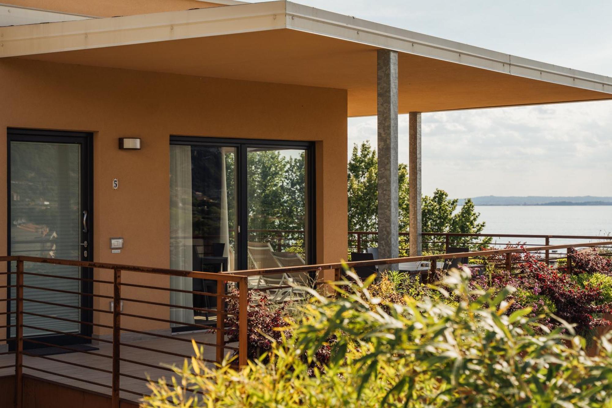 Apartments Monsurei, Lake View Bardolino Exterior photo